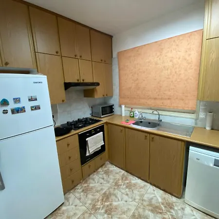 Guest house Moutallos Homes